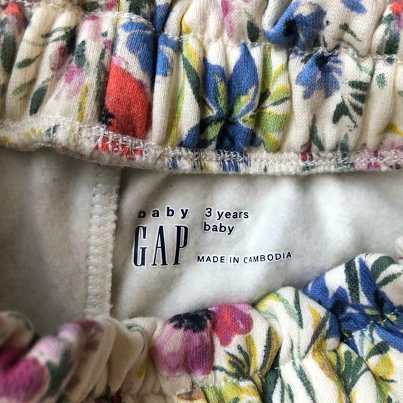 Gap Floral Print Top and Shorts Set - Picture 6 of 12